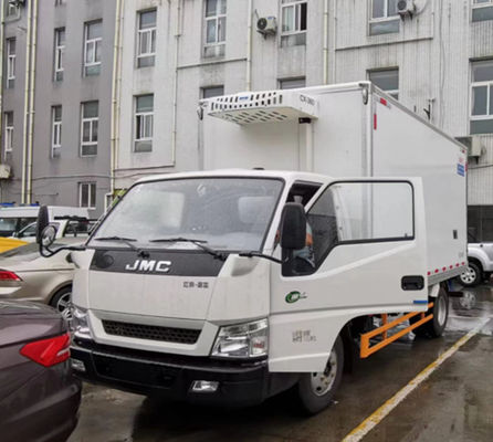Jiangling Cargo Van Refrigeration Дизельный задний привод 4×2 Ручная коробка передач