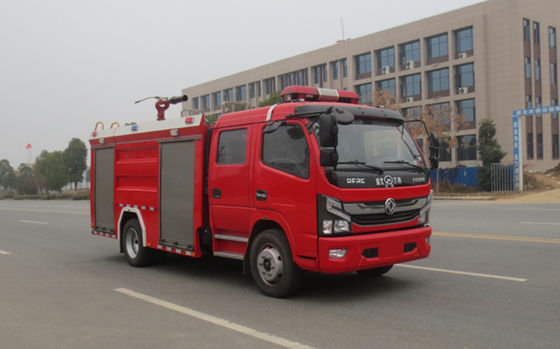 Dongfeng 5000 литровый пожарный грузовик с водяным резервуаром с 5-местным дизельным двигателем 4×2 ручной трансмиссии